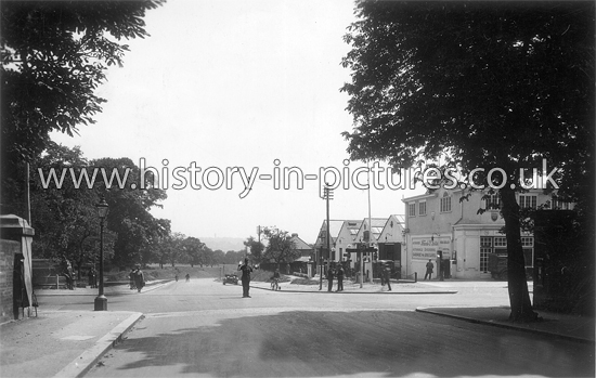 Gates Corner, Southend Road, South Woodford, London. c.1929